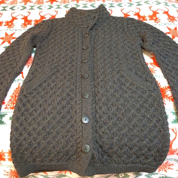 *Sale* NWOT Merino Cross Over Neck Aran Cardigan - Picture 2 of 12